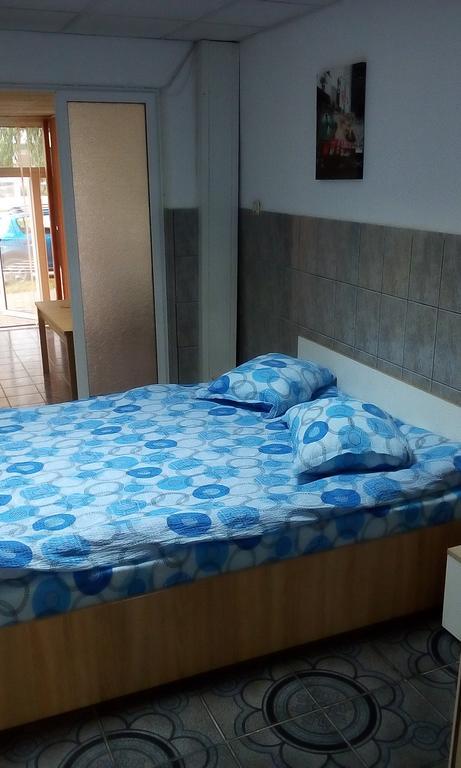 Appartamento Garsoniera Del Dodo Alba Iulia Esterno foto